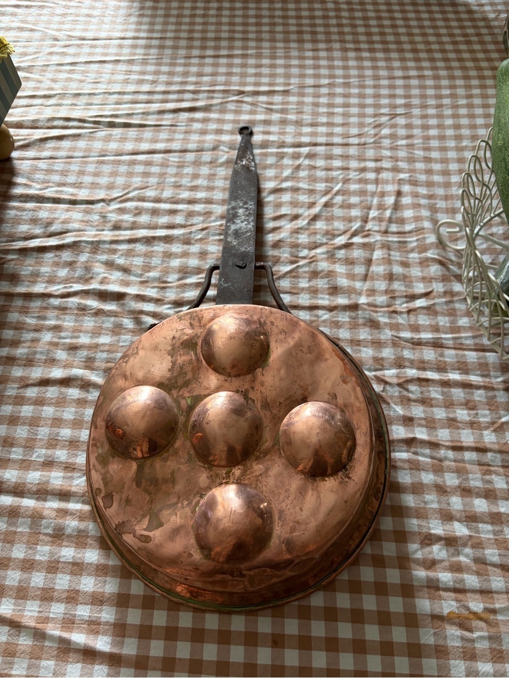 Vintage Copper egg poacher  with Long Handle - decoration only
